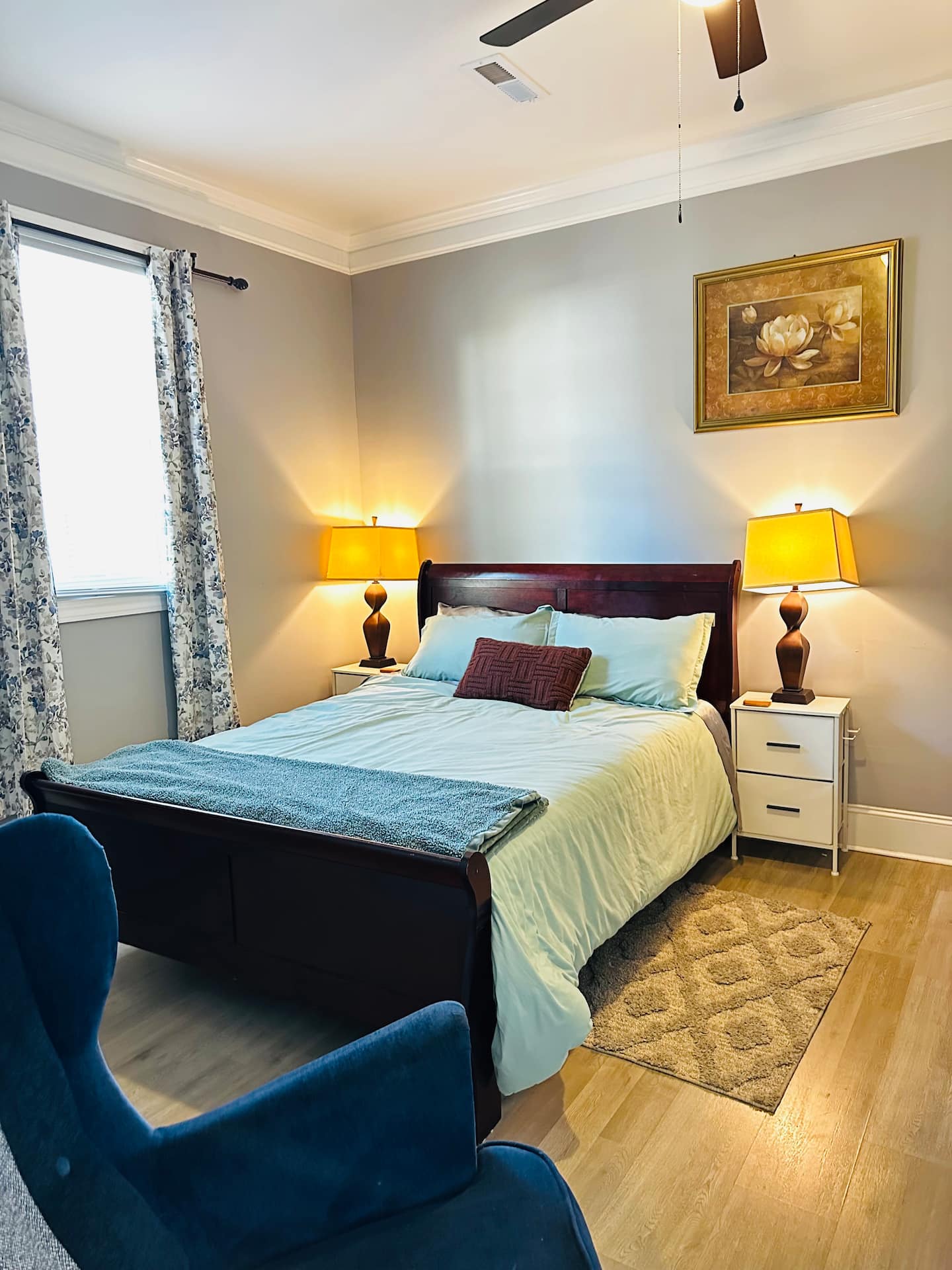 Spacious Dual-Home Retreat photo 11